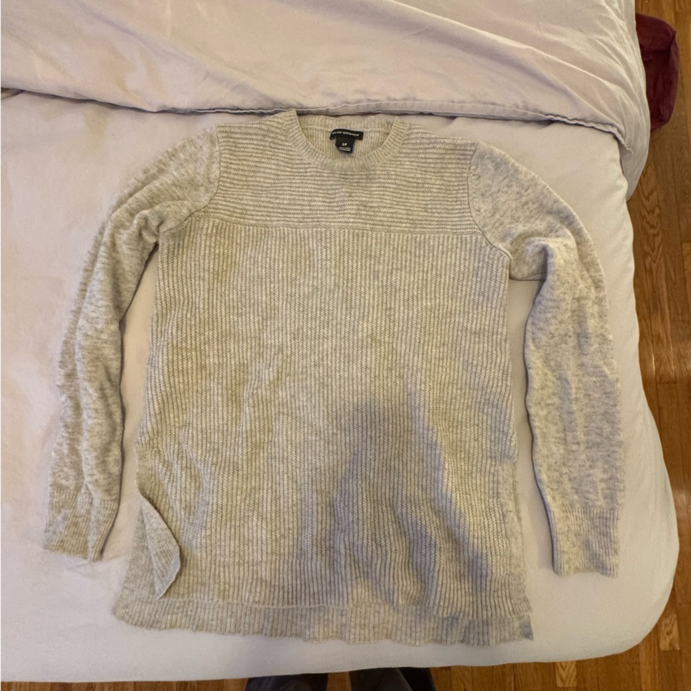 Club Monaco Light Gray Ribbed Knit Sweater